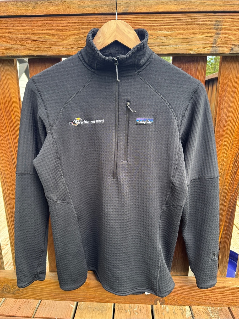 Women's R1® Fleece Pullover Black Medium Like New